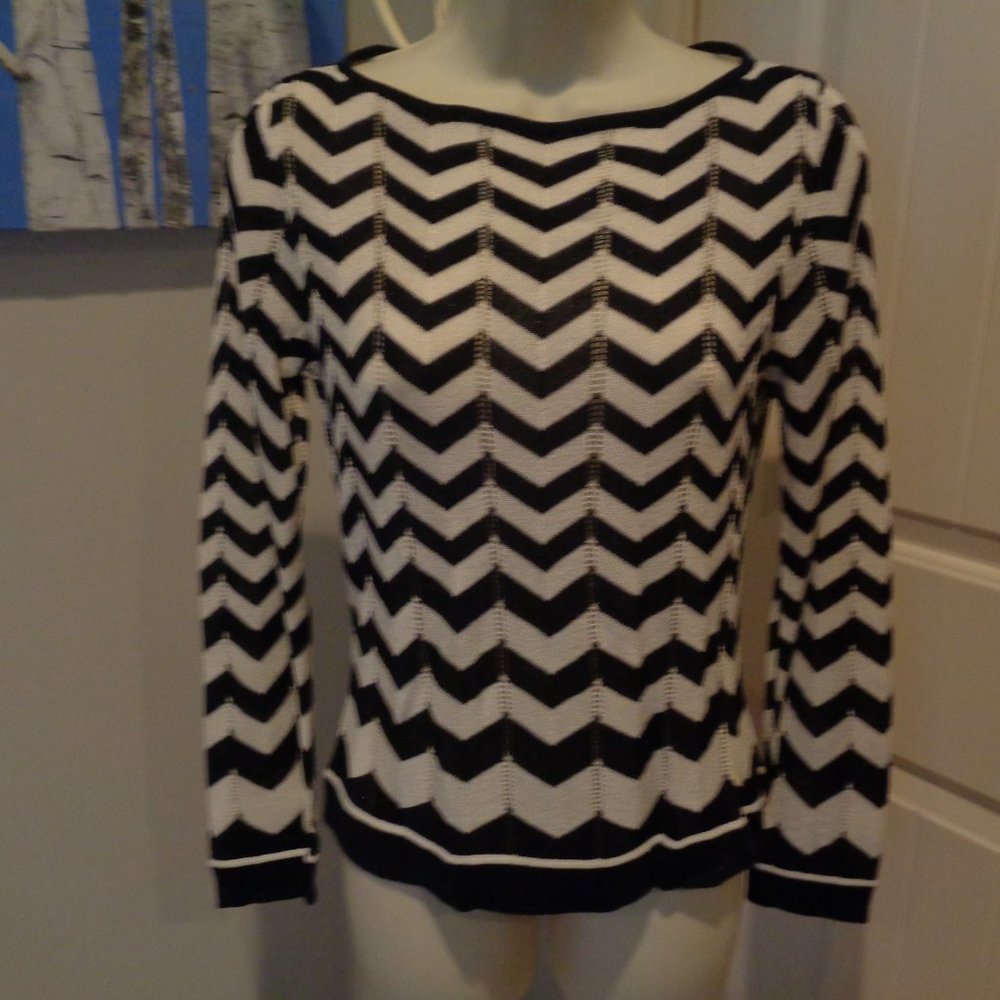 LIZ CLAIBORNE Sleek Nautical Striped Knit Top Sweater Size Small